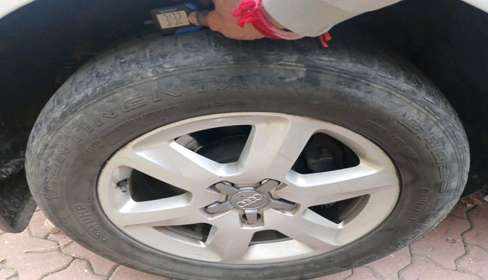 2014 Audi Q7 35 TDI PREMIUM PLUS, Diesel, Automatic, 1,32,288 km, tyre