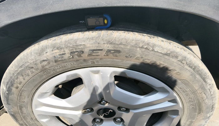 2022 KIA SONET HTK 1.5, Diesel, Manual, 2,25,345 km, tyre