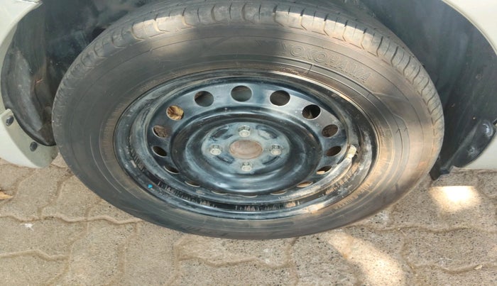 2017 Maruti Ciaz VDI+ SHVS, Diesel, Manual, 85,208 km, tyre