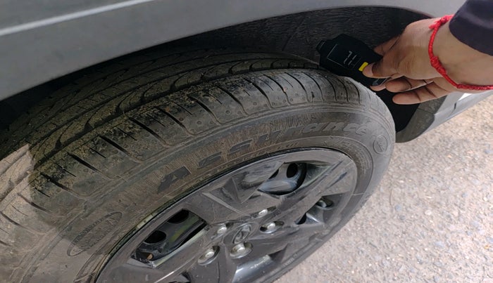 2024 Hyundai VENUE S 1.2, Petrol, Manual, 8,535 km, tyre