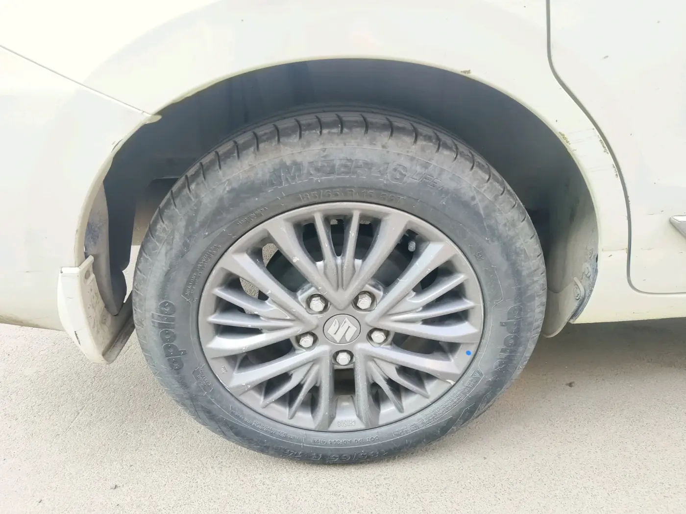 2021 Maruti Ertiga ZXI SHVS, CNG, Manual, 1,07,794 km, tyre