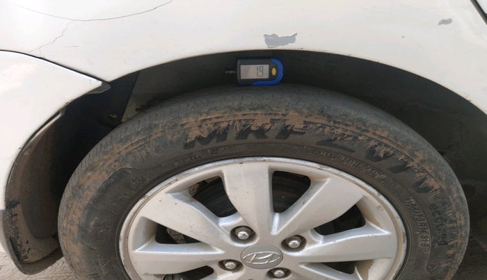 2014 Hyundai Xcent SX 1.1 CRDI, Diesel, Manual, 1,24,008 km, tyre