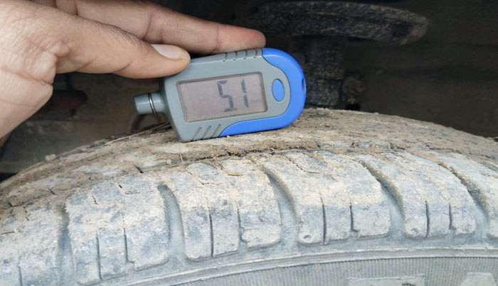 2014 Maruti Swift LXI, Petrol, Manual, 80,313 km, tyre