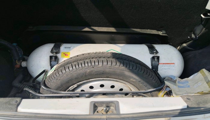 2022 Maruti New Wagon-R LXI CNG 1.0, CNG, Manual, 80,150 km, tyre