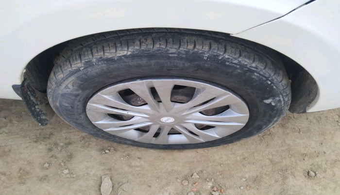 2016 Tata Zest XE 75PS DIESEL, Diesel, Manual, 85,361 km, tyre