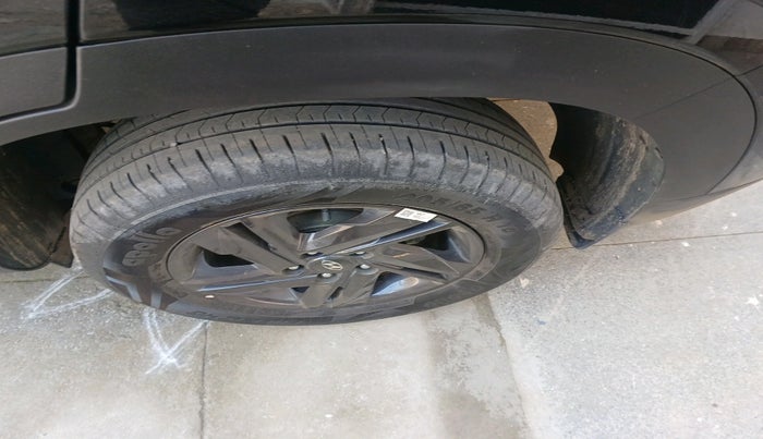 2023 Hyundai Creta S PLUS KNIGHT 1.5 PETROL, Petrol, Manual, 21,076 km, tyre