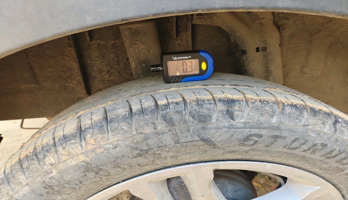 2020 Renault TRIBER RXZ, Petrol, Manual, 1,21,873 km, tyre