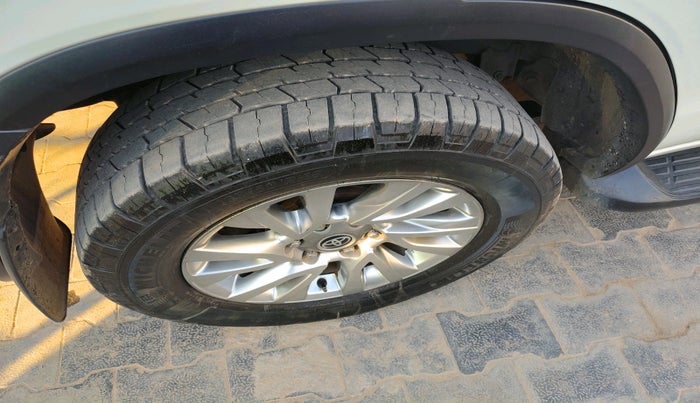 2021 Toyota Fortuner 2.8 4X4 AT, Diesel, Automatic, 50,582 km, tyre