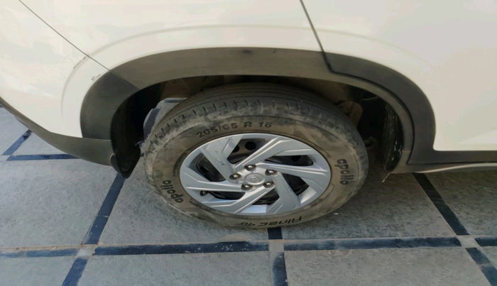 2022 Hyundai Creta EX 1.5 DIESEL, Diesel, Manual, 46,348 km, tyre