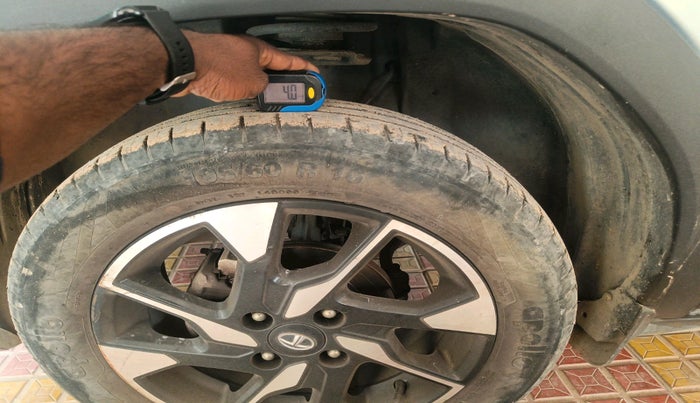 2022 Tata PUNCH CREATIVE  AMT, Petrol, Automatic, 53,000 km, tyre