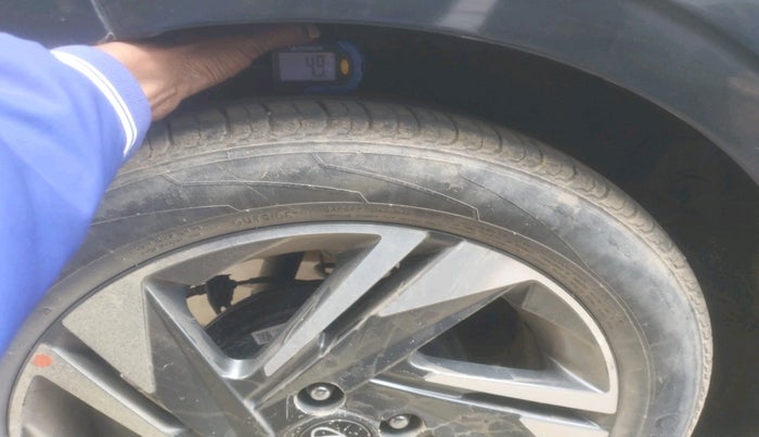 2022 Hyundai NEW I20 ASTA (O) 1.2 MT, Petrol, Manual, 45,723 km, tyre