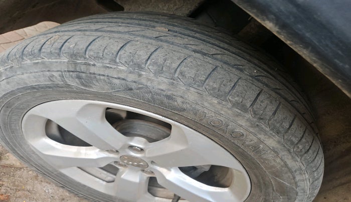 2017 Jeep Compass LIMITED (O) 1.4 PETROL AT, Petrol, Automatic, 75,282 km, tyre