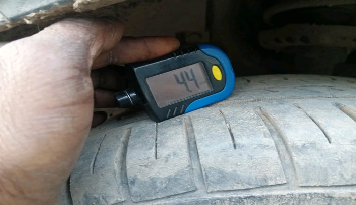 2021 Hyundai VENUE S 1.2, Petrol, Manual, 79,356 km, tyre