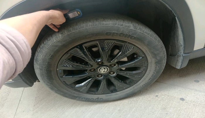 2022 Toyota URBAN CRUISER HIGH GRADE AT, Petrol, Automatic, 41,627 km, tyre