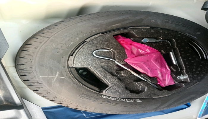 2022 Toyota URBAN CRUISER HIGH GRADE AT, Petrol, Automatic, 41,627 km, tyre