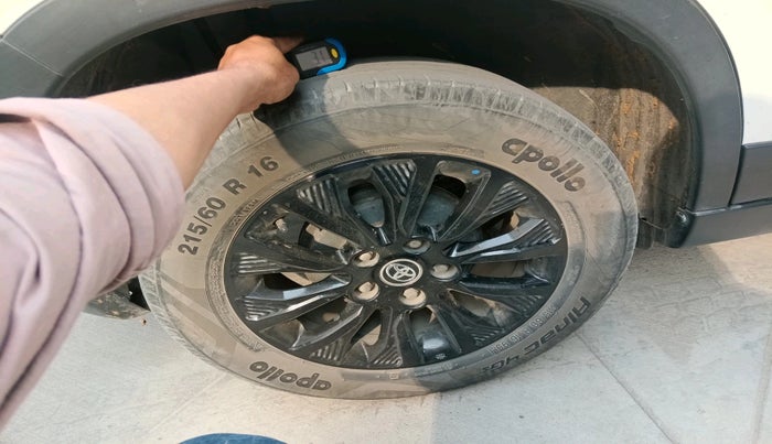 2022 Toyota URBAN CRUISER HIGH GRADE AT, Petrol, Automatic, 41,627 km, tyre