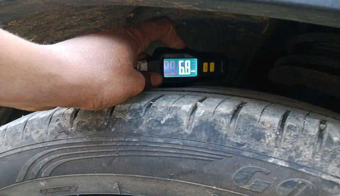 2023 MG HECTOR PLUS SAVVY PRO 1.5 TURBO CVT 6 STR, Petrol, Automatic, 10,573 km, tyre