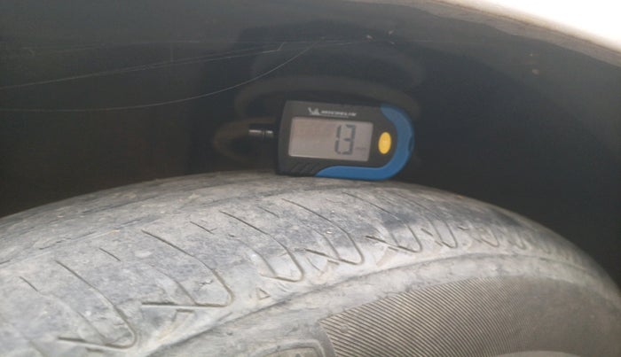 2013 Maruti Ritz LXI, Petrol, Manual, 80,672 km, tyre