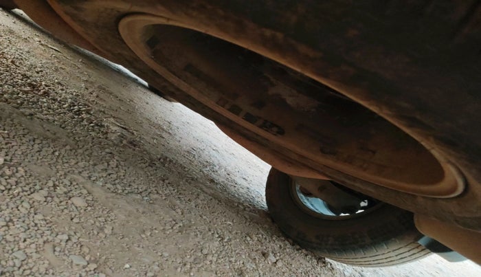 2014 Mahindra XUV500 W8, Diesel, Manual, 99,250 km, tyre