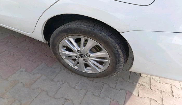 2019 Toyota YARIS G CVT, Petrol, Automatic, 1,22,547 km, tyre