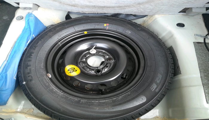 2021 Tata Tiago XT PETROL, Petrol, Manual, 12,742 km, tyre