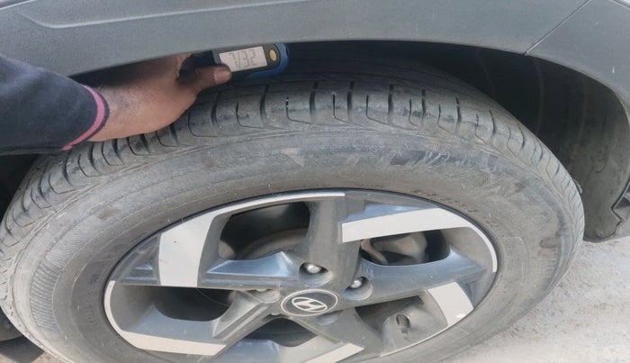 2019 Hyundai VENUE SX 1.0 TURBO, Petrol, Manual, 57,240 km, tyre