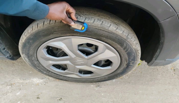 2022 Maruti Vitara Brezza VXI, Petrol, Manual, 43,630 km, tyre