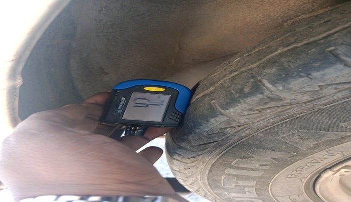 2022 Maruti Eeco 5 STR AC, Petrol, Manual, 26,178 km, tyre