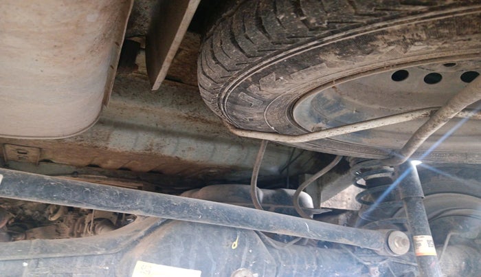 2022 Maruti Eeco 5 STR AC, Petrol, Manual, 26,178 km, tyre