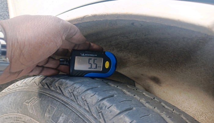 2022 Maruti Eeco 5 STR AC, Petrol, Manual, 26,178 km, tyre