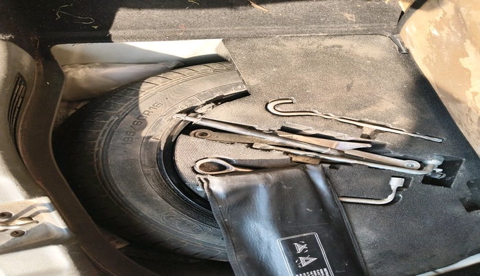 2018 Honda WR-V 1.5L I-DTEC VX MT, Diesel, Manual, 1,03,266 km, tyre