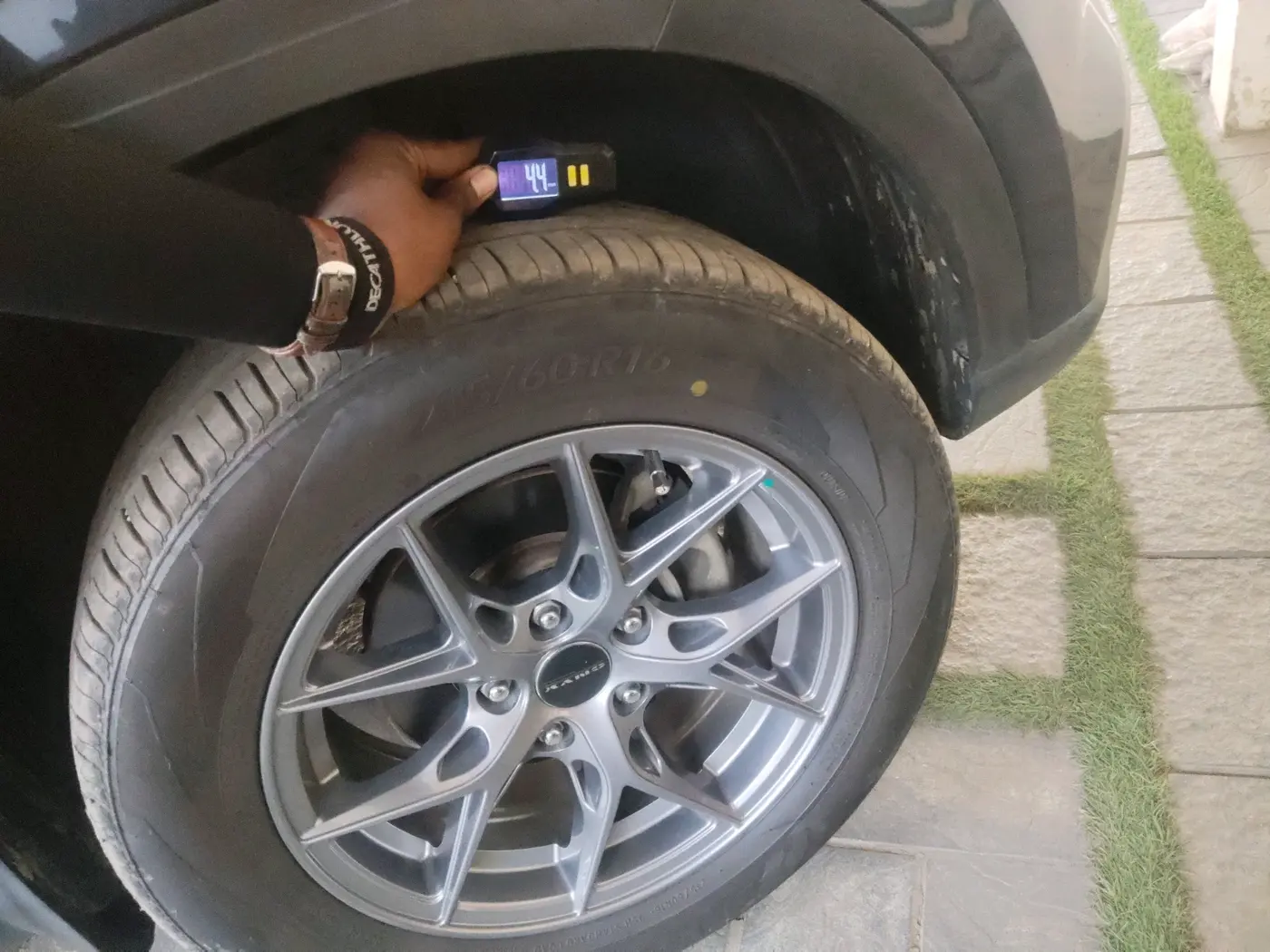 2019 Hyundai VENUE S 1.2, Petrol, Manual, 46,971 km, tyre