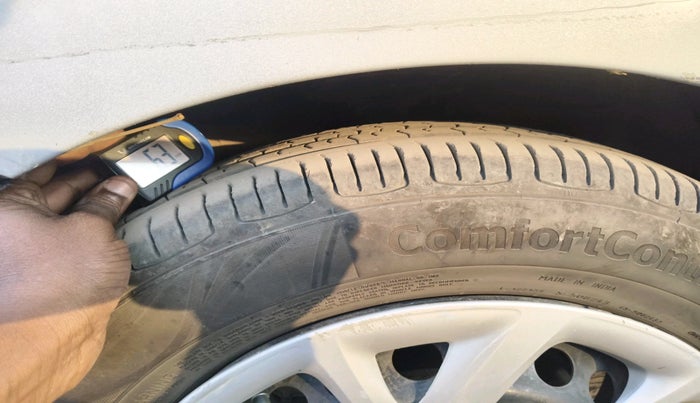 2019 Hyundai Grand i10 MAGNA 1.2 KAPPA VTVT, CNG, Manual, 82,842 km, tyre