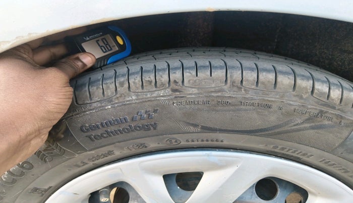 2019 Hyundai Grand i10 MAGNA 1.2 KAPPA VTVT, CNG, Manual, 82,842 km, tyre