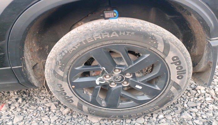 2022 Tata Harrier XT PLUS 2.0L KRYOTEC DARK EDITON, Diesel, Manual, 1,21,267 km, tyre