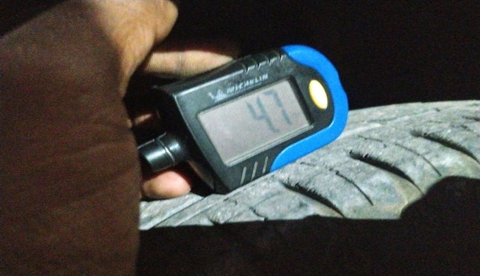 2021 Renault Kwid CLIMBER 1.0 AMT (O), Petrol, Automatic, 20,626 km, tyre