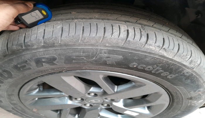 2024 Tata Safari PURE PLUS S, Diesel, Manual, 13,954 km, tyre