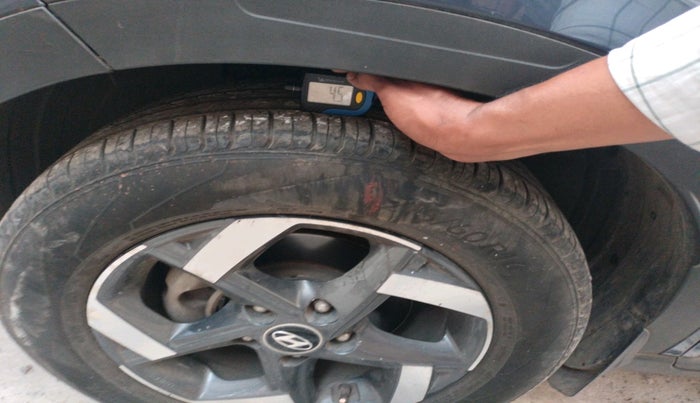 2021 Hyundai VENUE SX PLUS 1.0 TURBO DCT, Petrol, Automatic, 34,804 km, tyre