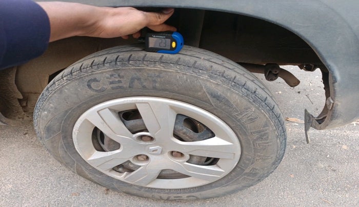 2016 Renault Kwid RXL, Petrol, Manual, 53,494 km, tyre