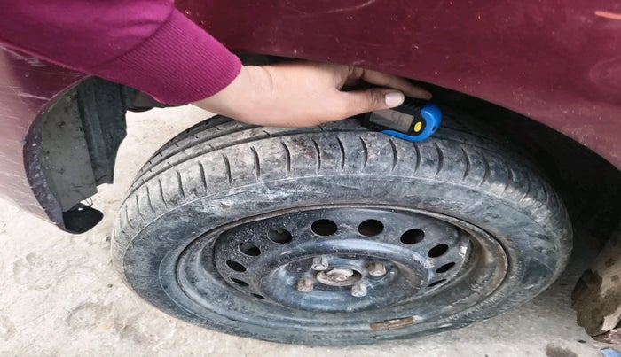 2011 Maruti Wagon R 1.0 VXI, Petrol, Manual, 41,122 km, tyre