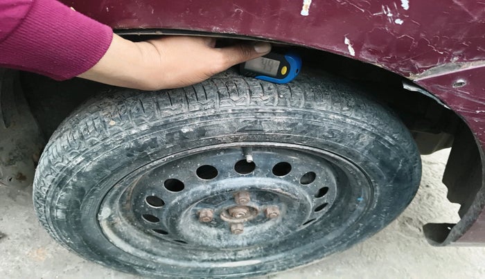 2011 Maruti Wagon R 1.0 VXI, Petrol, Manual, 41,122 km, tyre