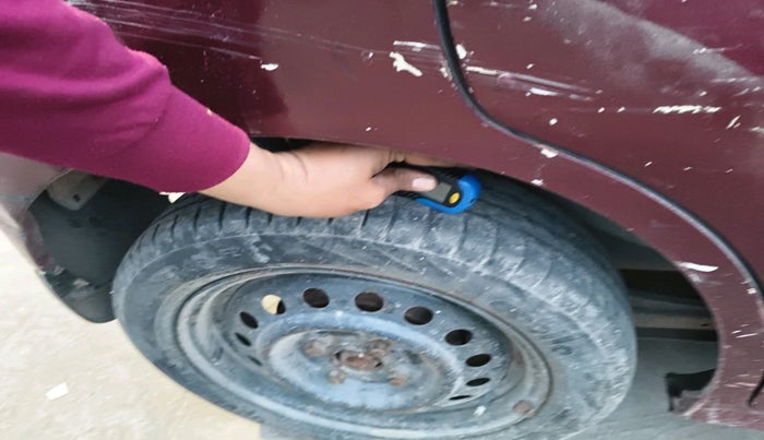 2011 Maruti Wagon R 1.0 VXI, Petrol, Manual, 41,122 km, tyre