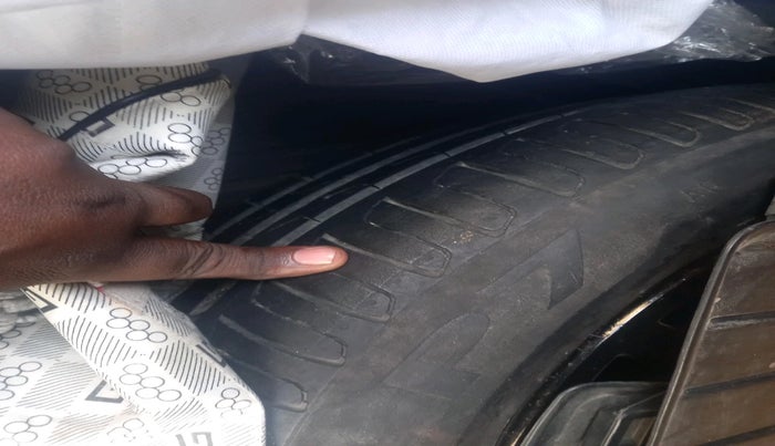 2015 Audi A3 2.0 TDI SLINE, Diesel, Automatic, 60,866 km, tyre