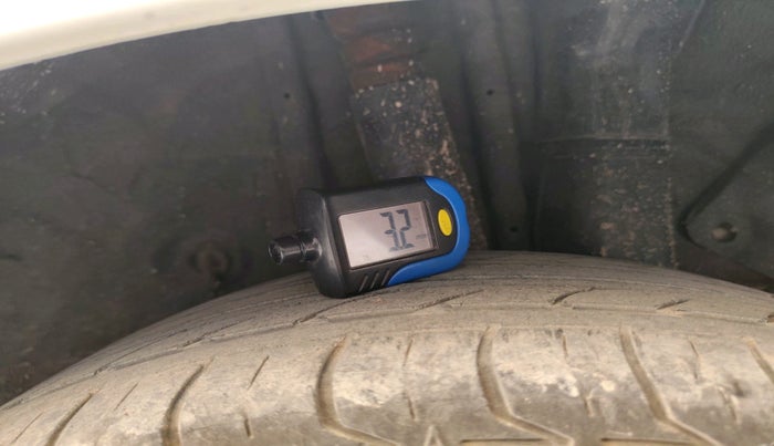 2017 Hyundai Elite i20 ASTA 1.2, Petrol, Manual, 1,20,635 km, tyre