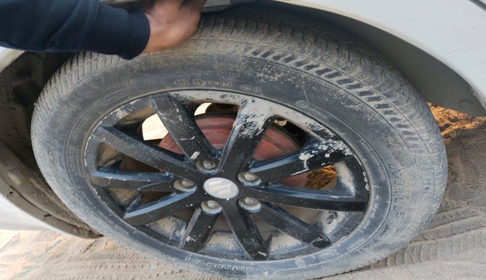 2013 Maruti SX4 ZDI, Diesel, Manual, 1,05,357 km, tyre