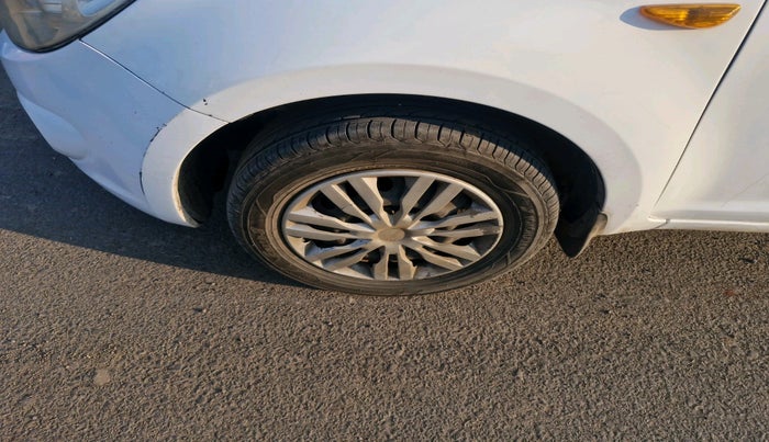 2011 Hyundai i20 MAGNA 1.2, Petrol, Manual, 94,249 km, tyre