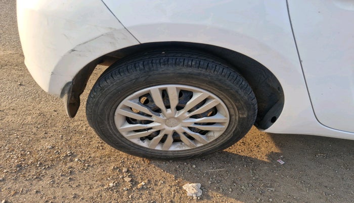 2011 Hyundai i20 MAGNA 1.2, Petrol, Manual, 94,249 km, tyre