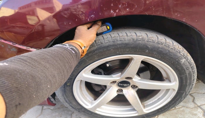 2015 Honda City 1.5L I-DTEC S, Diesel, Manual, 1,12,059 km, tyre