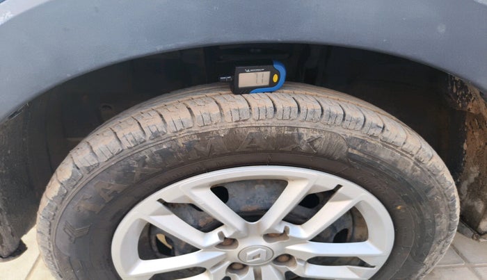 2022 Renault TRIBER RXT, Petrol, Manual, 44,135 km, tyre