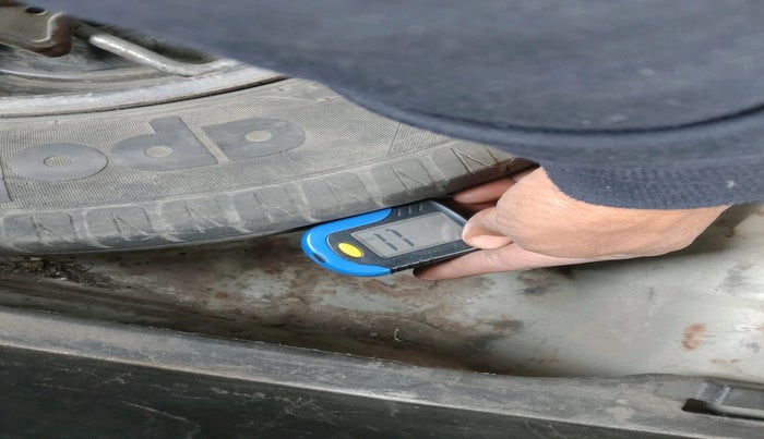 2013 Hyundai i20 SPORTZ 1.2, Petrol, Manual, 1,14,969 km, tyre